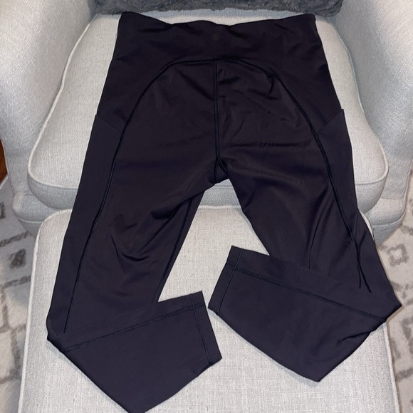 Athleta Ultimate Stash Pocket 7/8 Tight Work out Pants - Picture 3 of 7